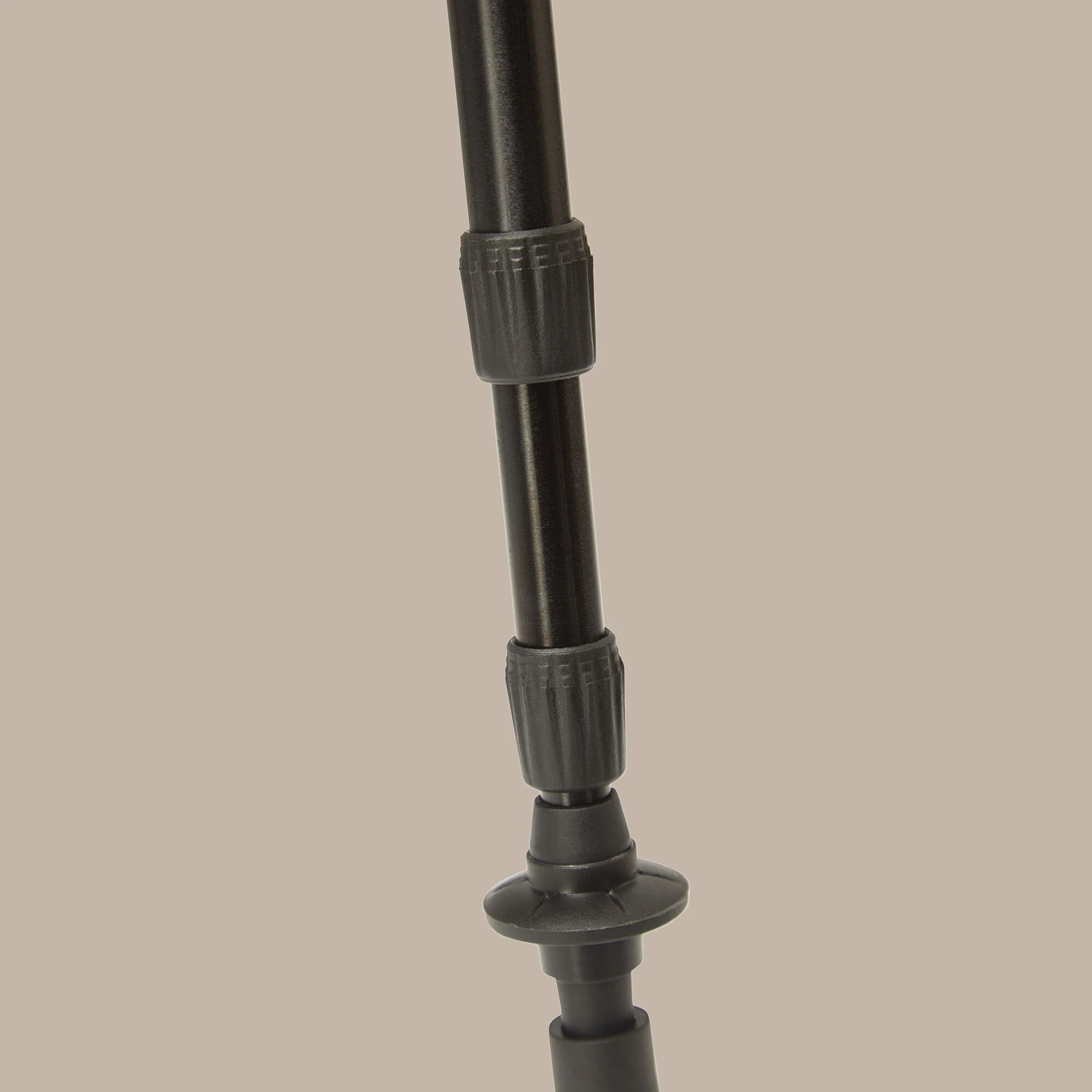 Craghoppers Venture T-Grip Walking Pole | Black - Image 6