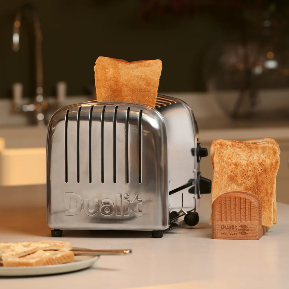 Dualit Classic AWS Polished 4 Slot Toaster - Image 4
