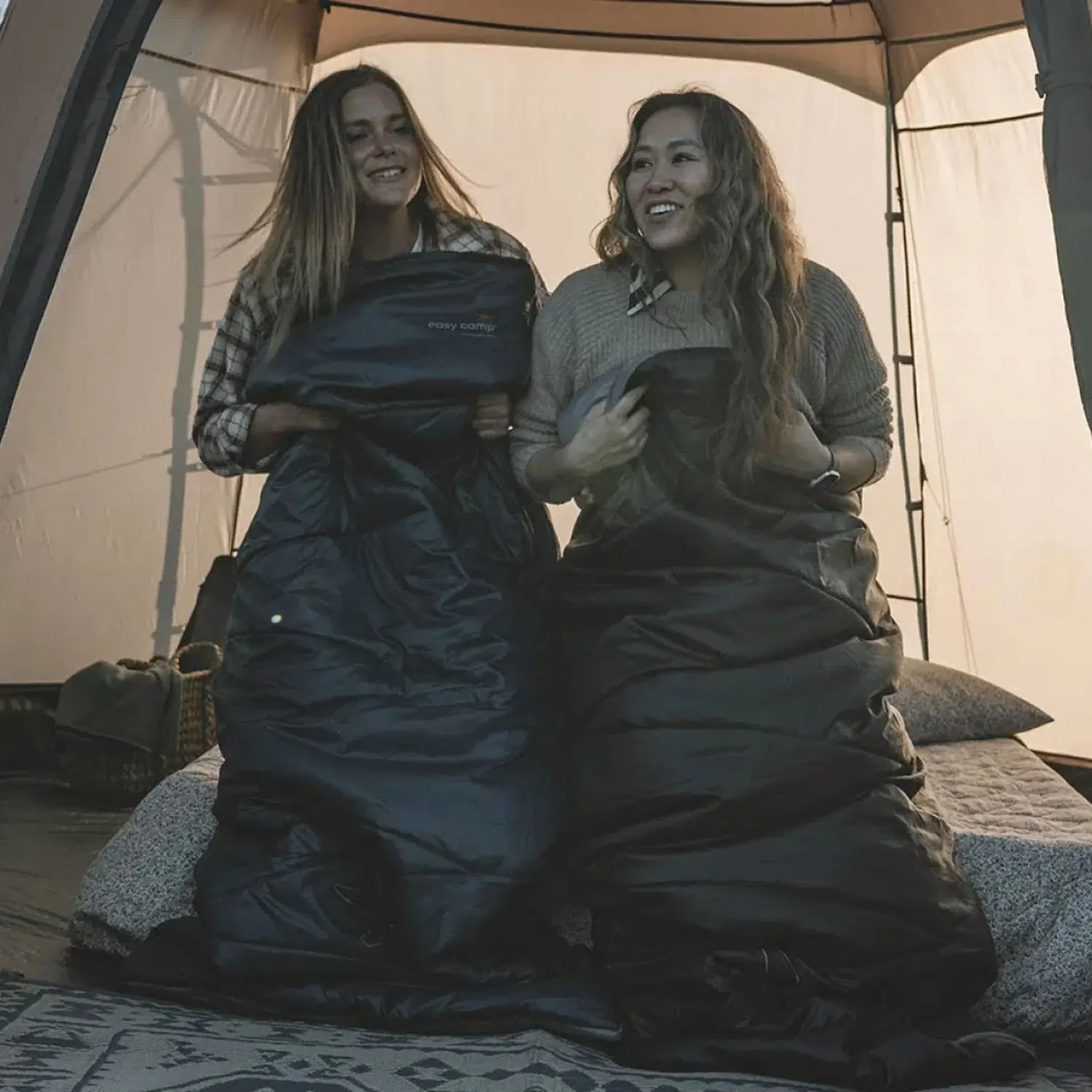 Easy Camp Starling Square Sleeping Bag Black 10°C - Image 5