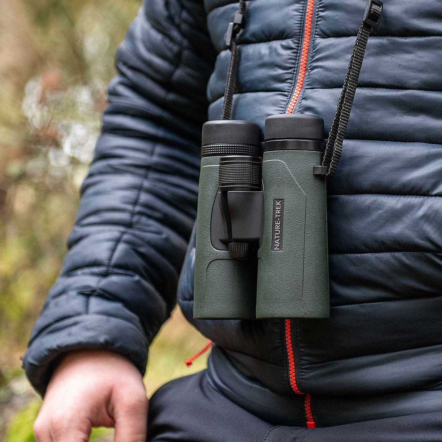 Hawke Nature-Trek 8x42 Binoculars - Image 3