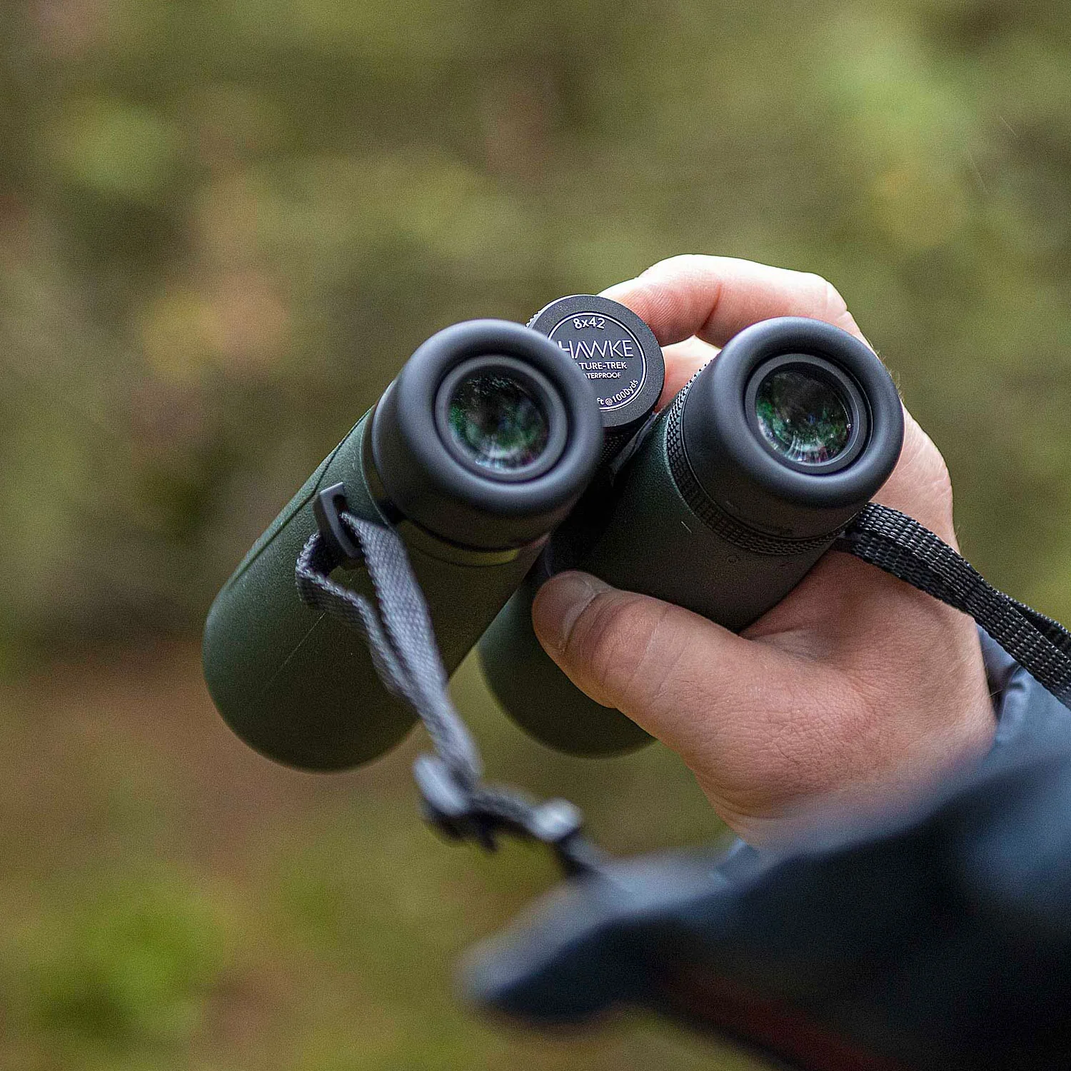 Hawke Nature-Trek 8x42 Binoculars - Image 4