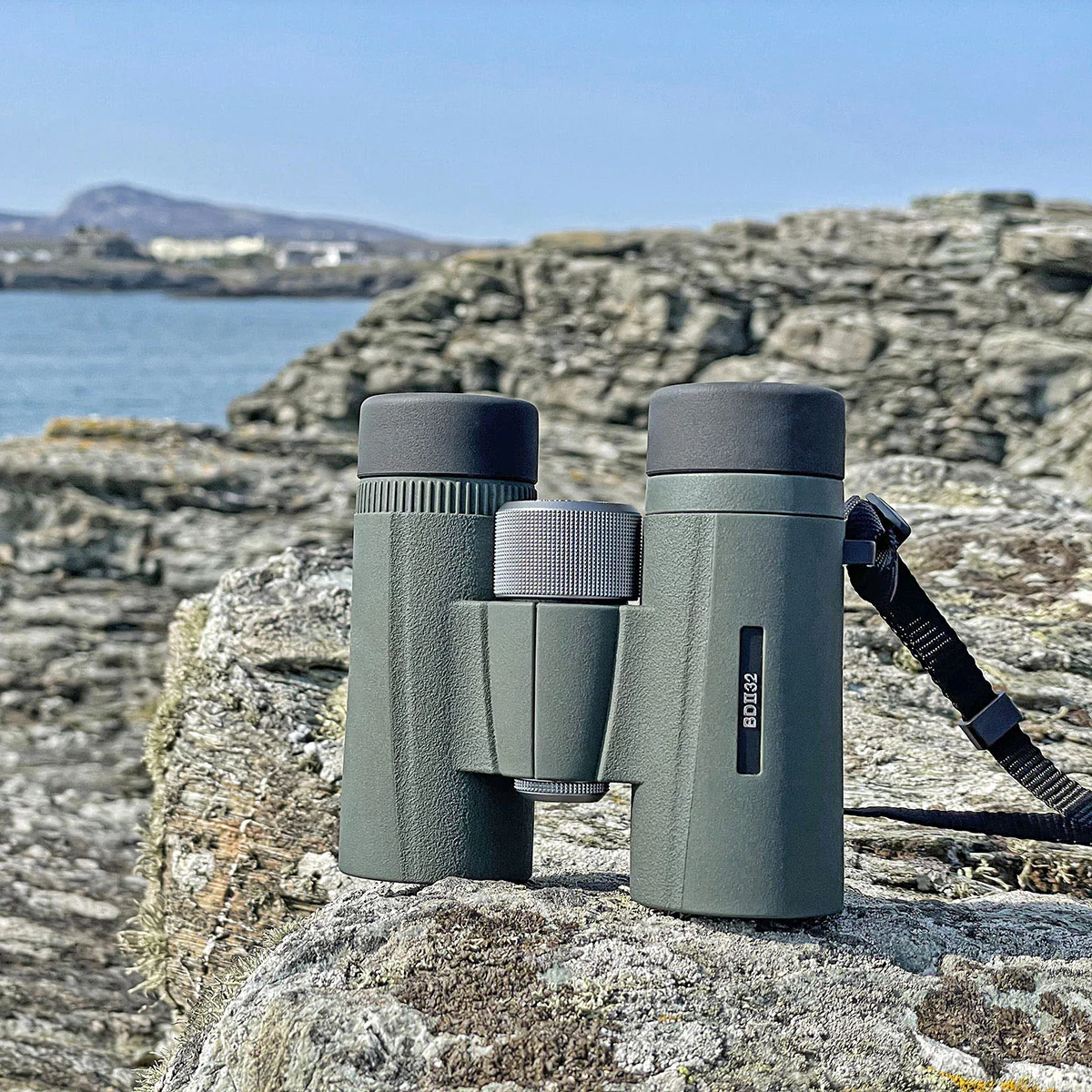Kowa BD II 8x32 XD Binoculars - Image 6
