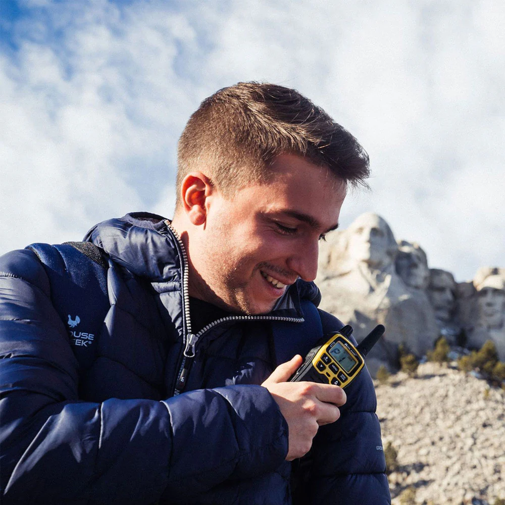 Midland XT70 Adventure Walkie Talkies Six Pack - Image 8