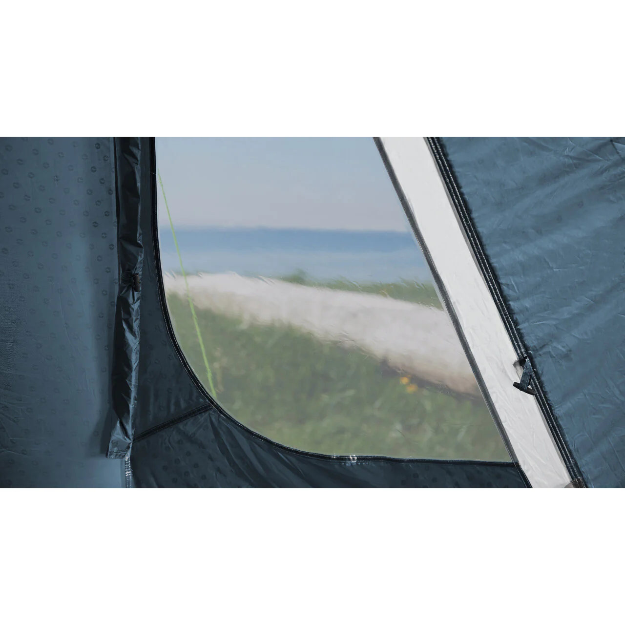 Outwell Earth 5 5-Person Tent - Image 10