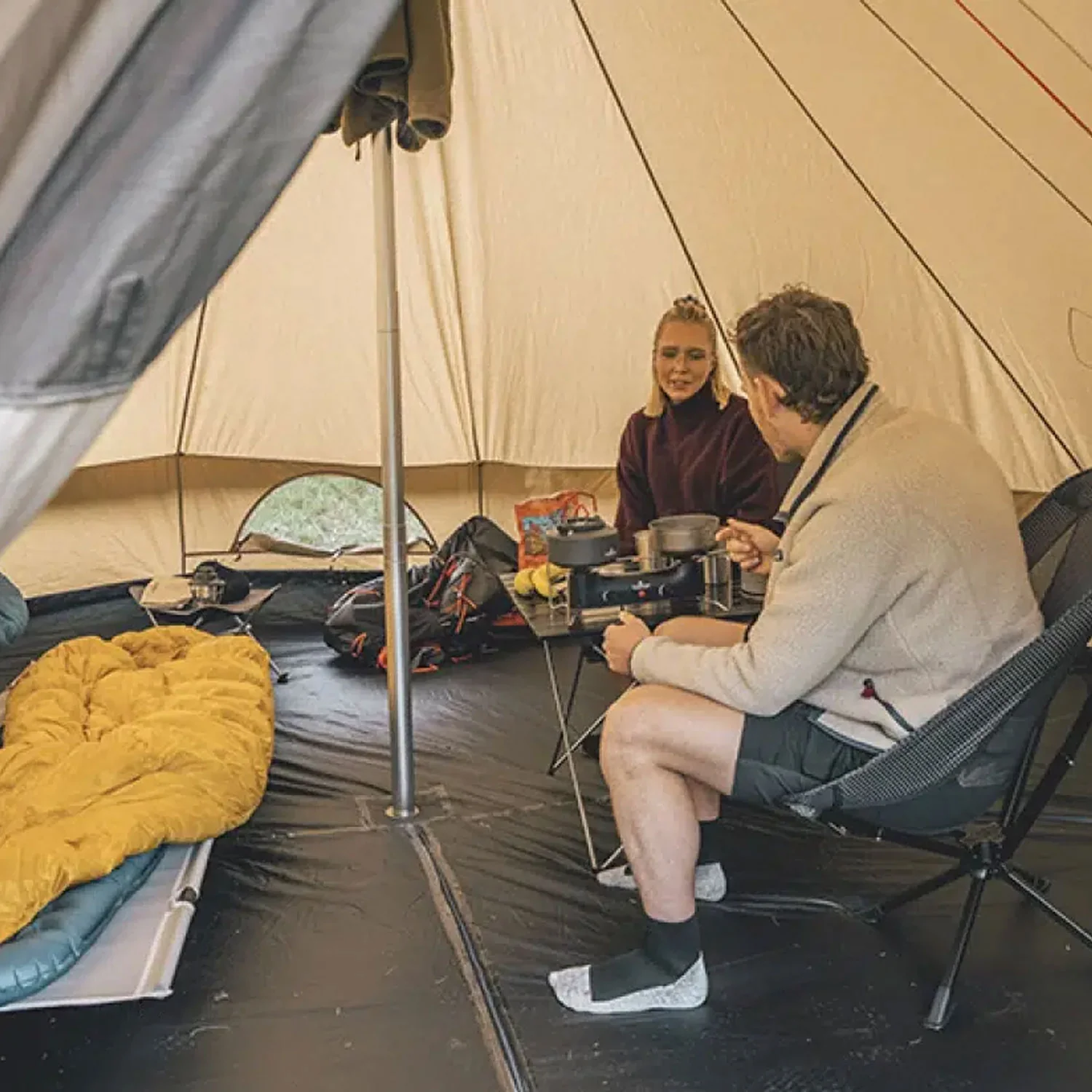 Robens Klondike 6-Person Bell Tipi Tent - Image 13