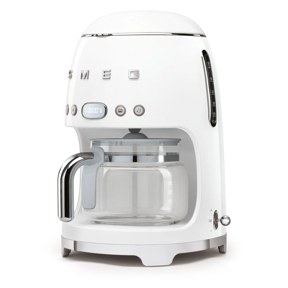 Smeg DCF02WHUK Drip Coffee Machine in White - Image 2