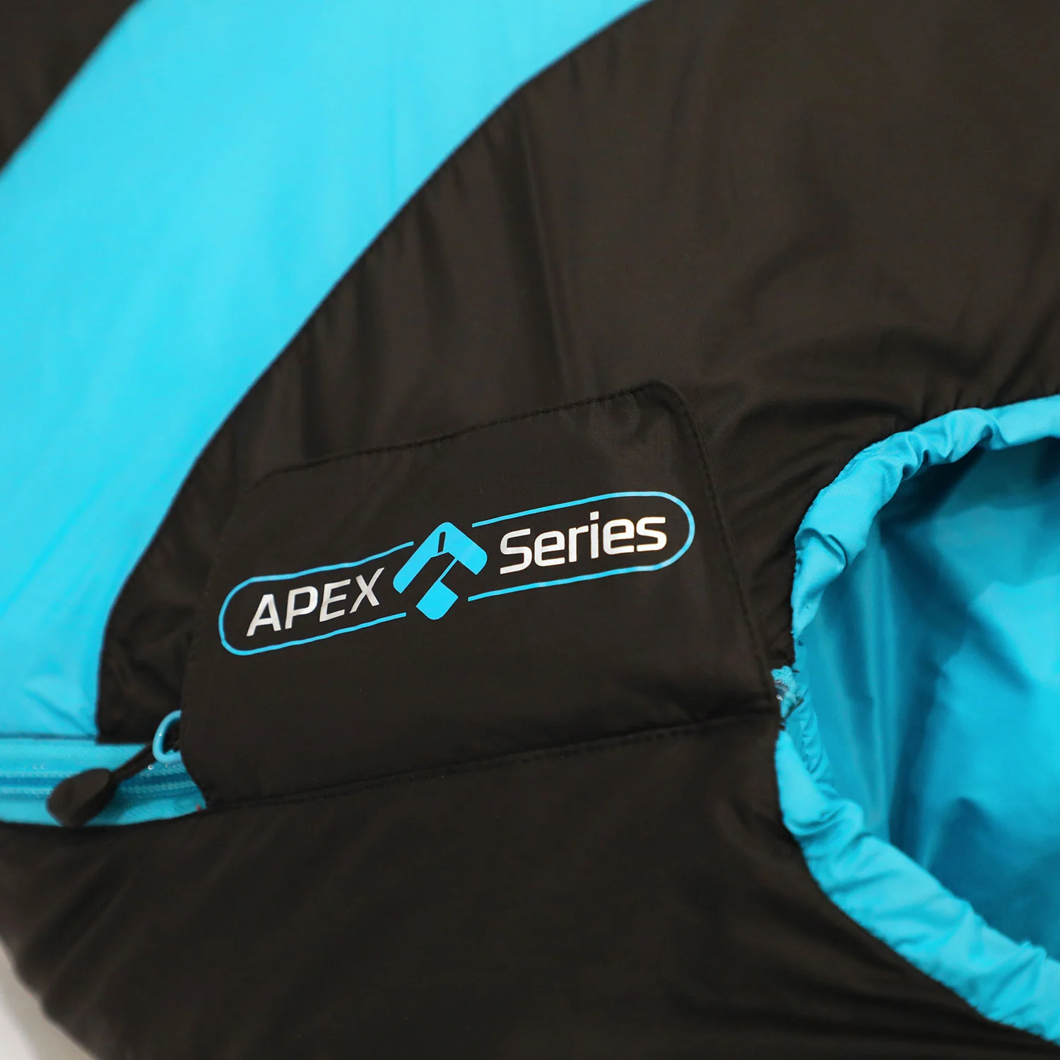 Vango Apex 1 Sleeping Bag - Image 8