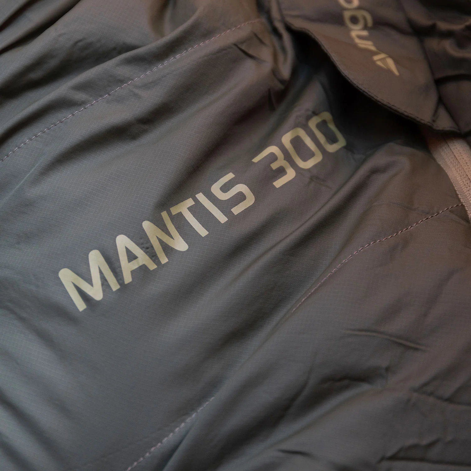 Vango Mantis 300 Sleeping Bag - Image 6