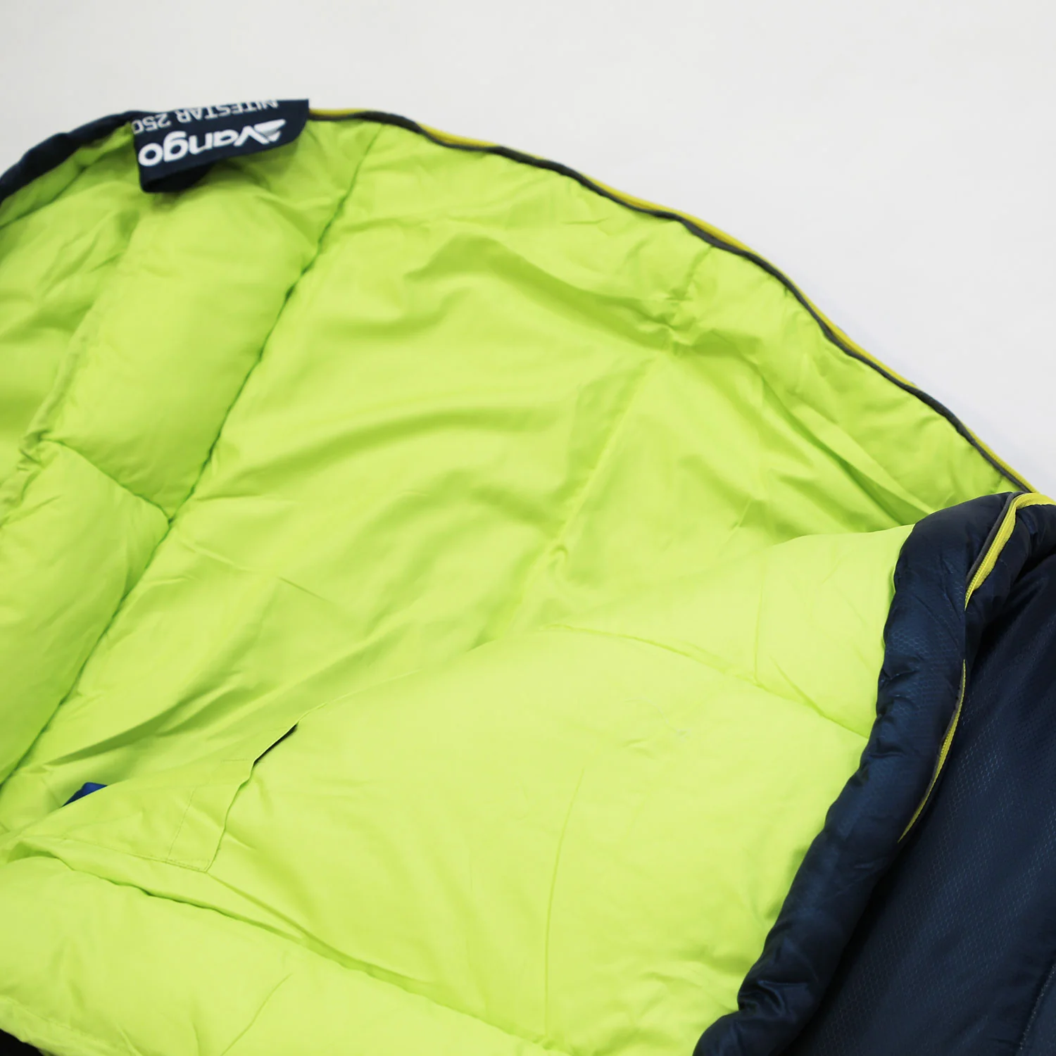 Vango Nitestar Alpha 250 Sleeping Bag - Ocean Green - Image 13